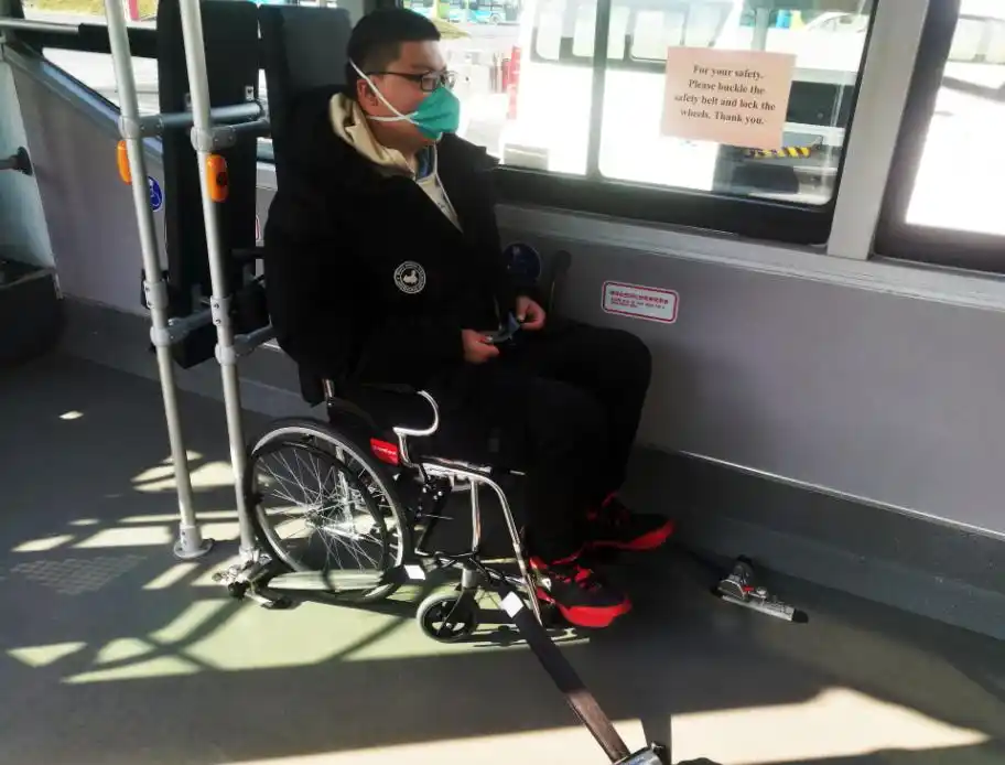 福祉车-残疾人坐乘_福祉车-残疾人轮椅_汽车残疾人轮椅升降机