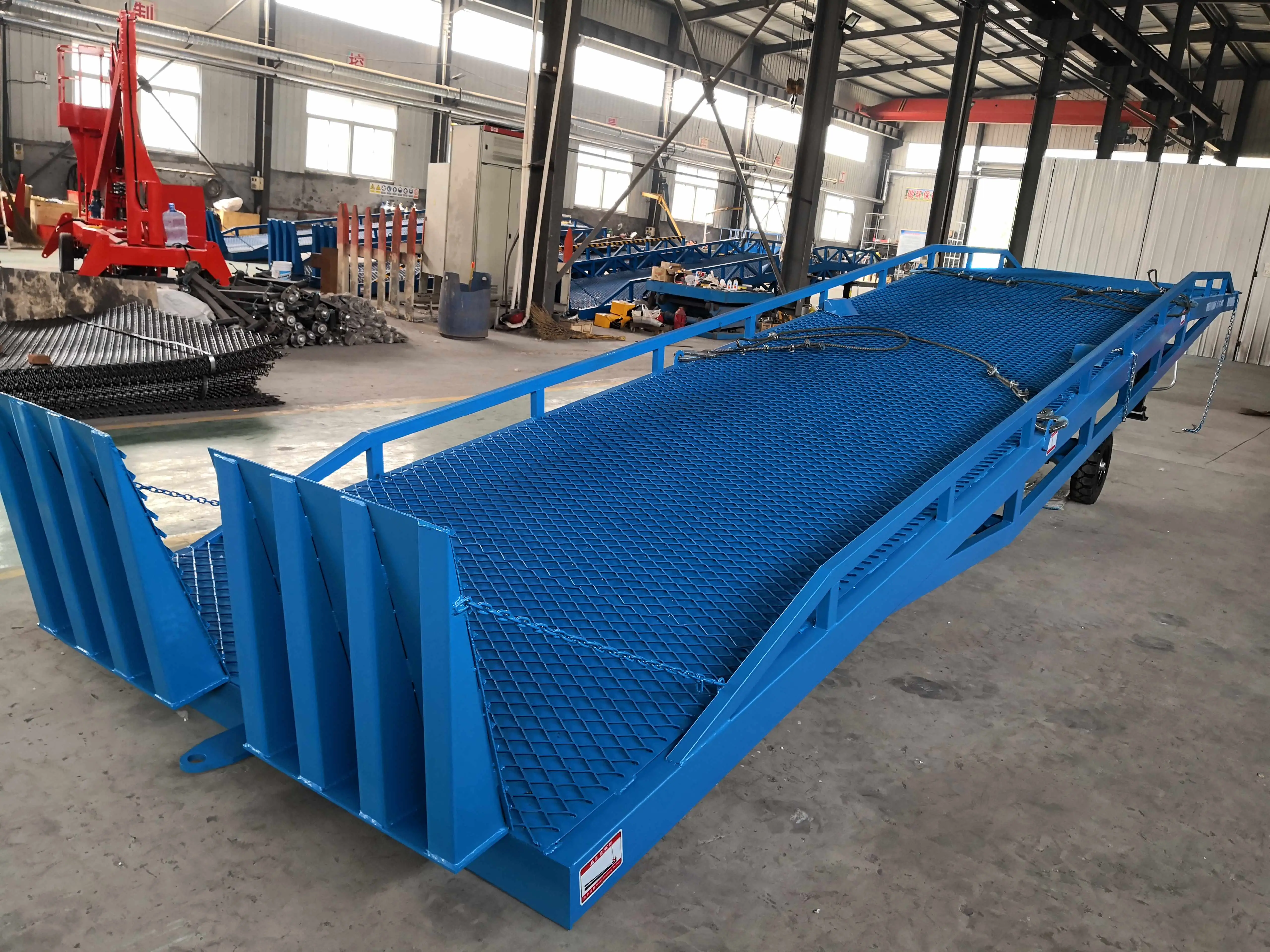 厂家直销价直降3万！导轨货梯这样买省钱又避坑